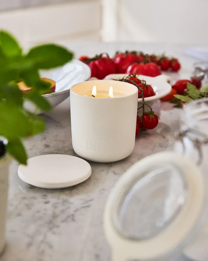 CIRCA Candle Circa Candle Amber and Sandalwood 300g