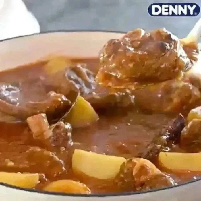 Denny Curry Sauce 415g jar for authentic Durban Curry with spices and tomatoes
