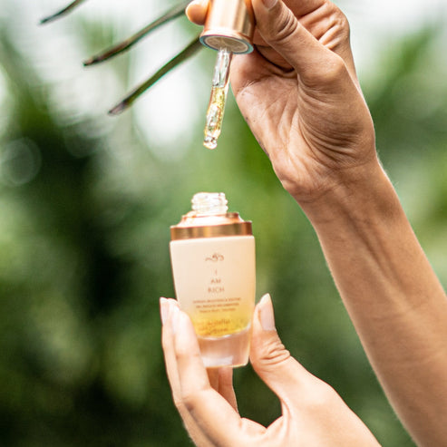 Discontinued - Saffron and Rose Brightening Serum | Shaffali