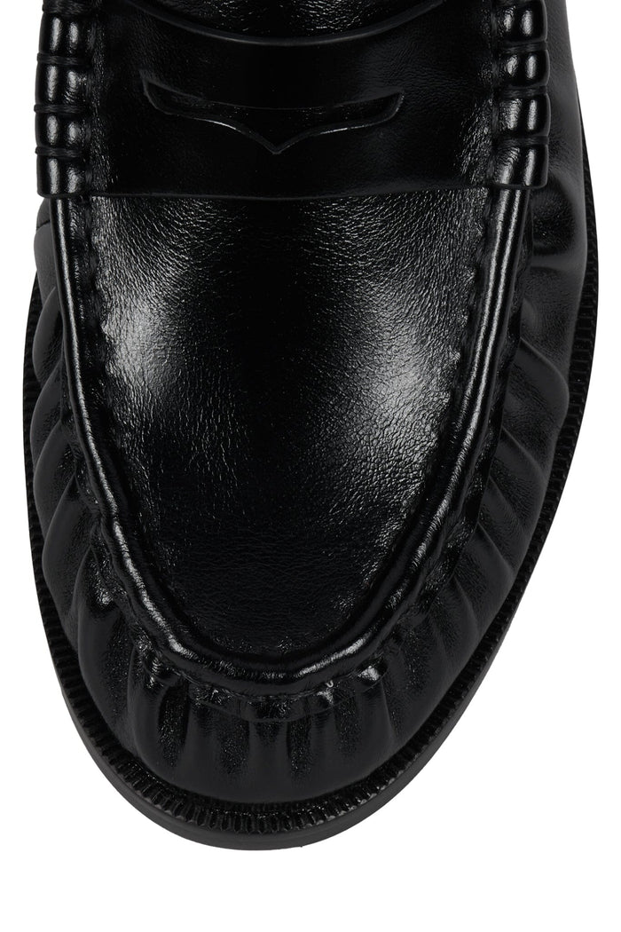 GODDARD Black 4