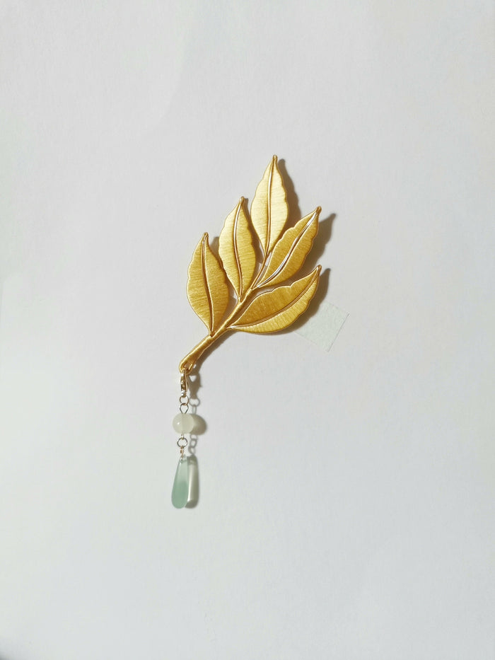 Handmade Chanhua Green Leaf Brooch - Gold Edge with Jade Drop