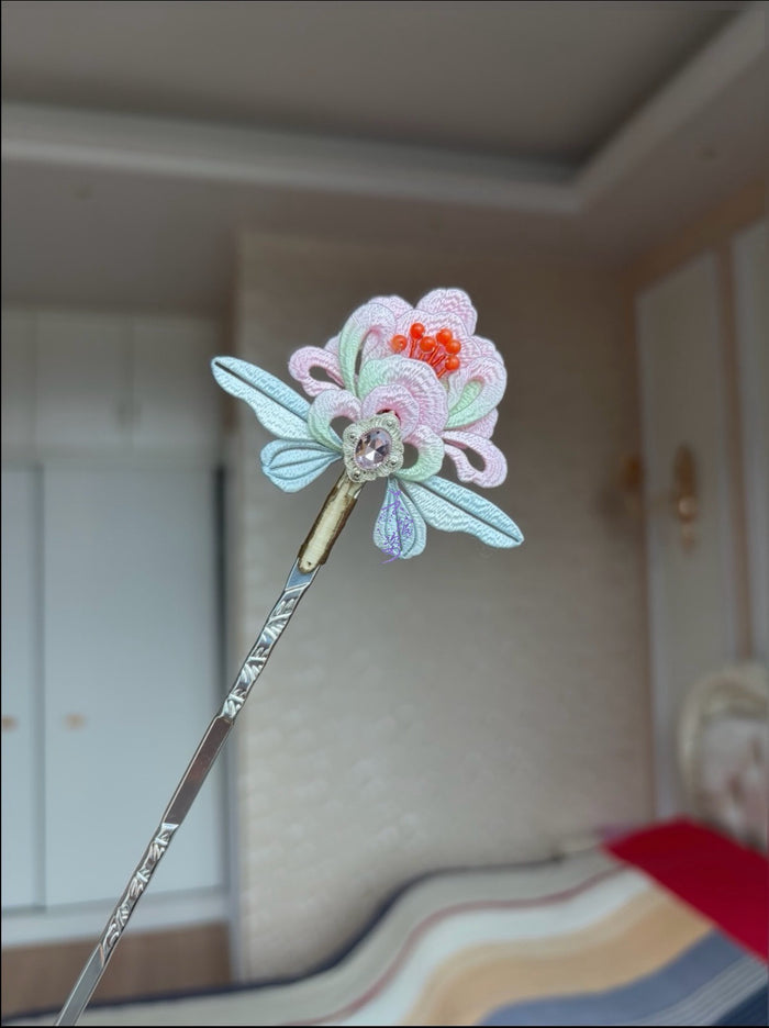 Handmade flat peony Chanhua hairpin with pink petals, red accents, and green leaves
