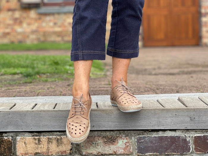 Via Nova Bellair available in 6 colours