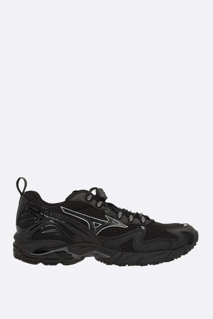 Wave Rider 10 SLY sneaker